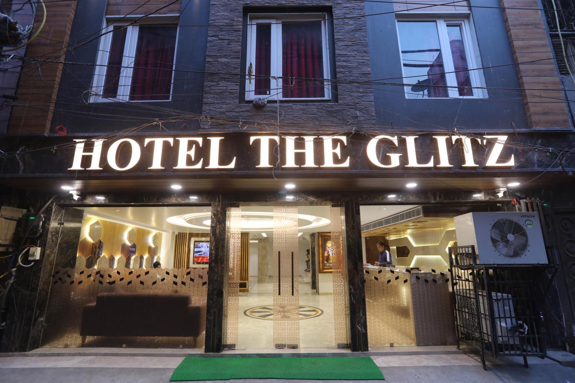 Hotel Glitz - Walk In From New Delhi Railway Station Dış mekan fotoğraf