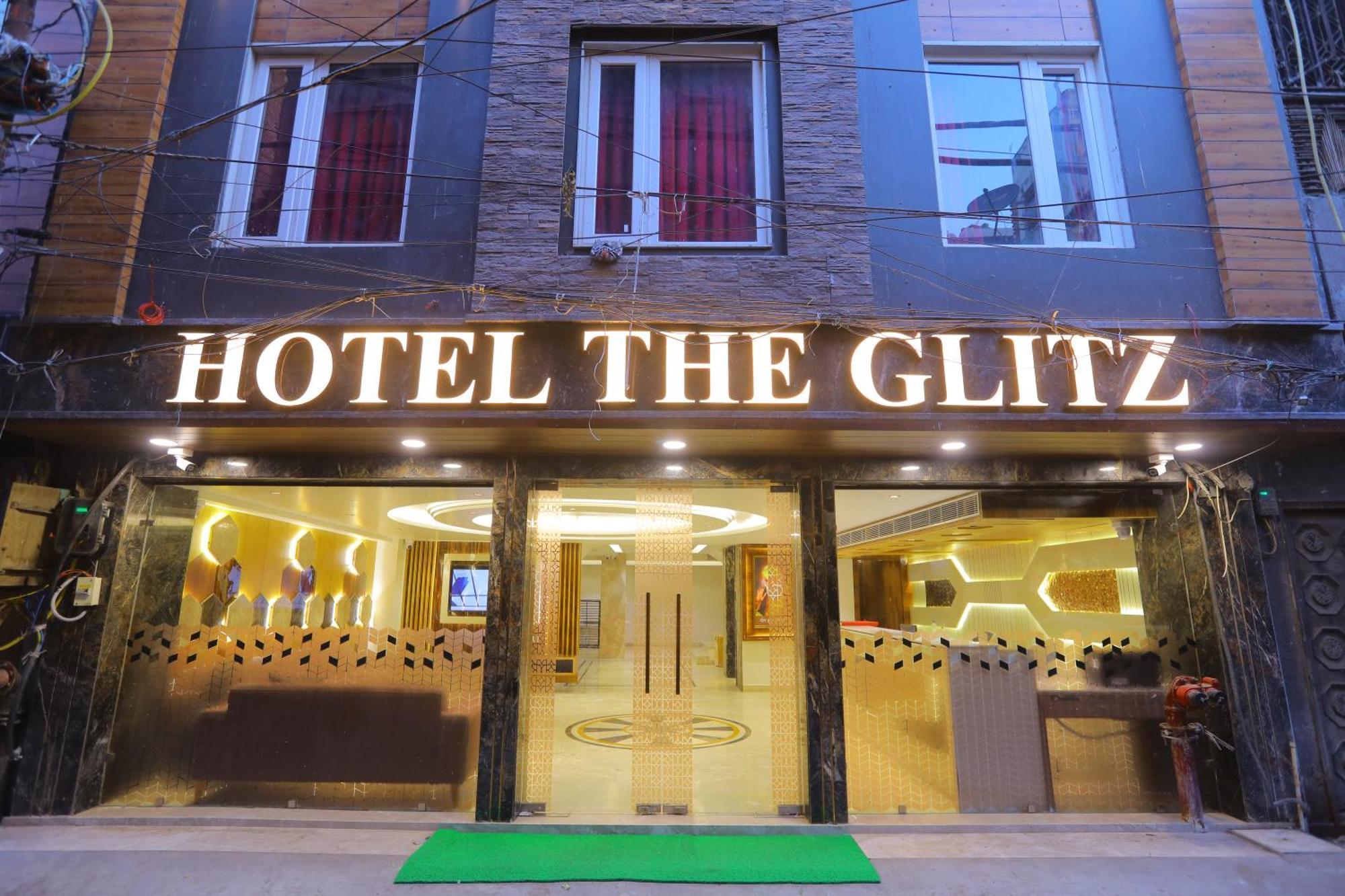 Hotel Glitz - Walk In From New Delhi Railway Station Dış mekan fotoğraf